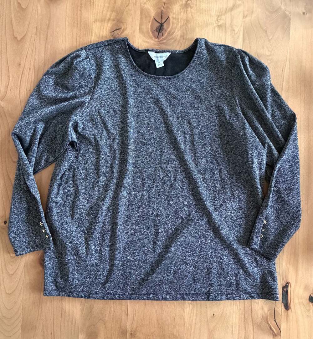 Liz Claiborne Women's Shimmer Long Sleeve Top Size 1X